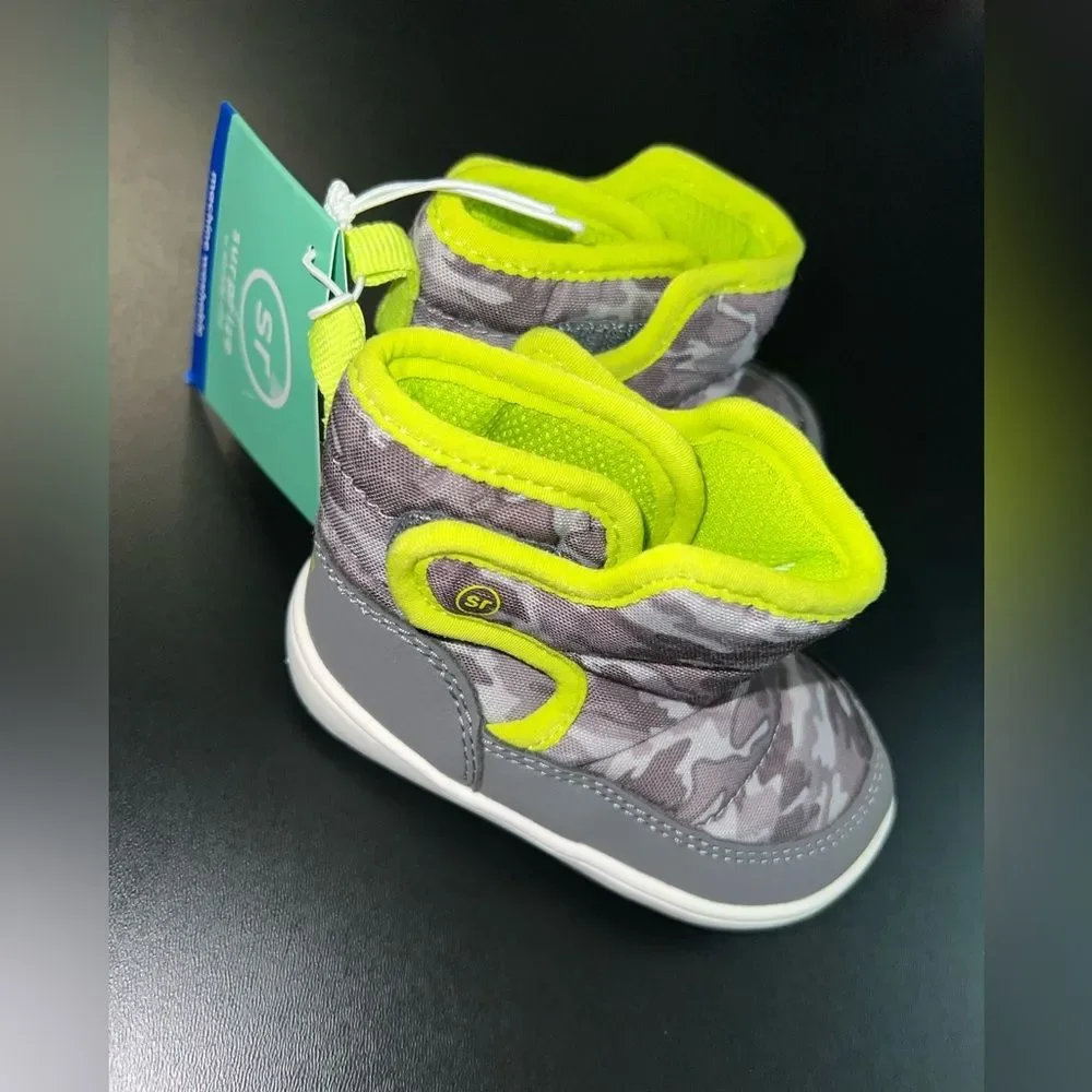 Stride Rite Baby Aster Boots in Gray Size 4 NWT